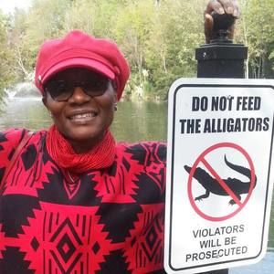 Meet your Posher, Phyllis